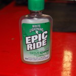 White Lightning Epic Ride Semi-Dry Chain Lube Front