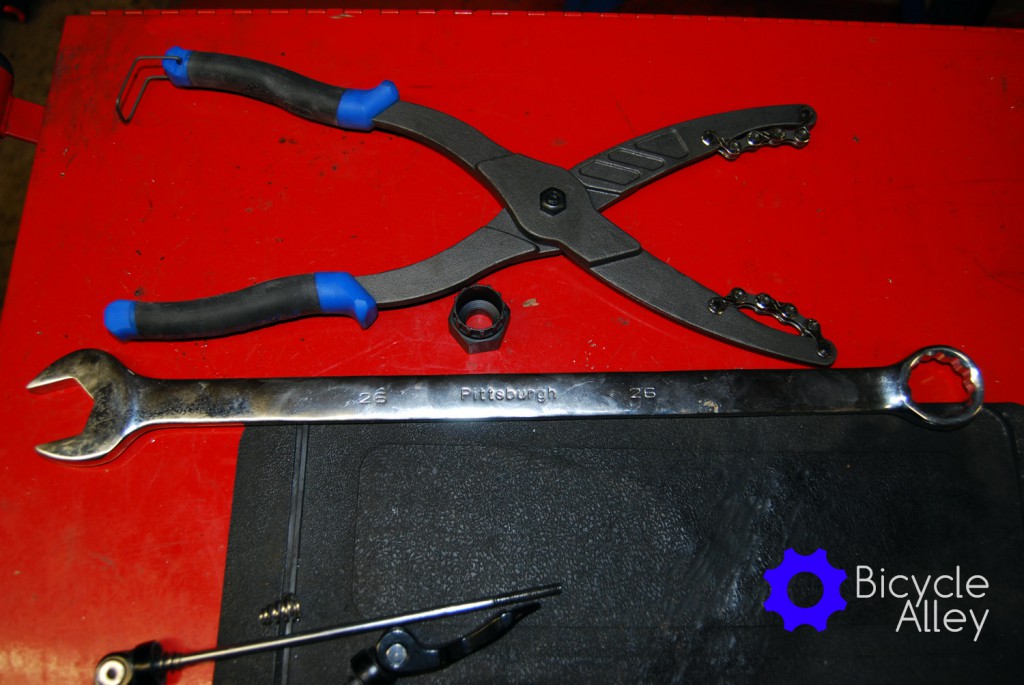 The Park Tool CP-1 cassette pliers or chain whip pliers, and the Park Tools FR-5 tool sitting next to the pliers.