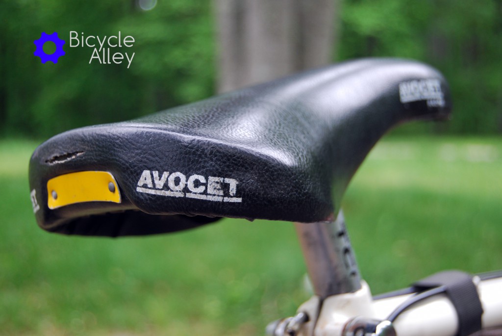 The original Avocet bicycle seat that came with the bicycle.